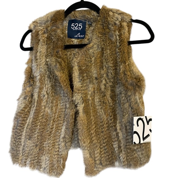 525 America Bloomingdale’s Fur Vest Size XS - Picture 2 of 6